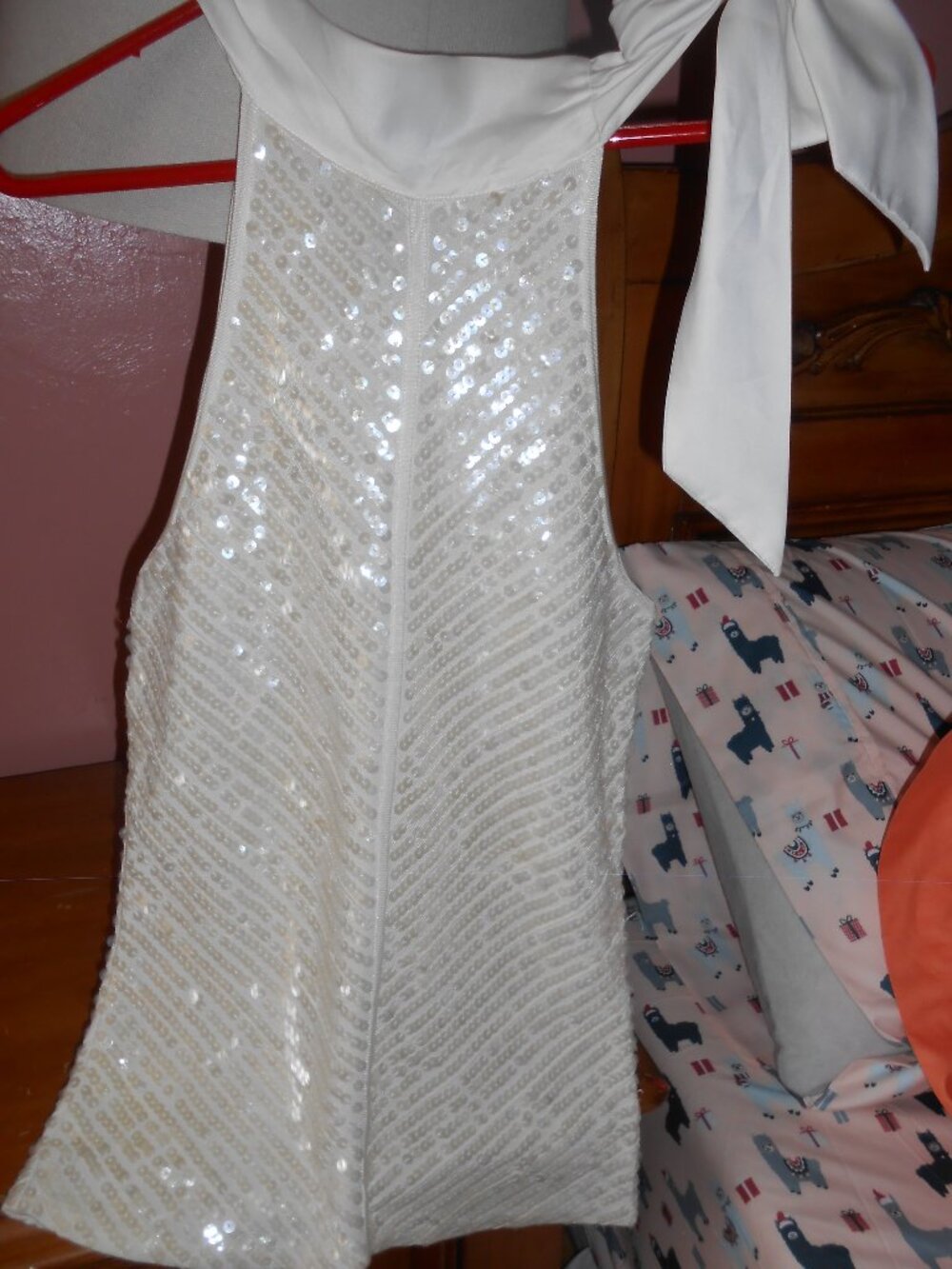 White House Black Market Women Ivory Sequined Sleeveless Halter Top Size XS VGC